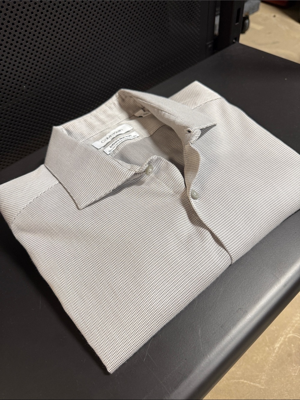 Calvin Klein Men's Light Gray Micro-Texture Dress Shirt